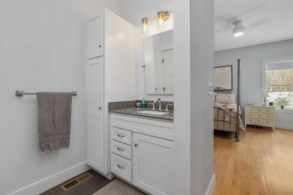44 Labrador Drive Dover NH 03820