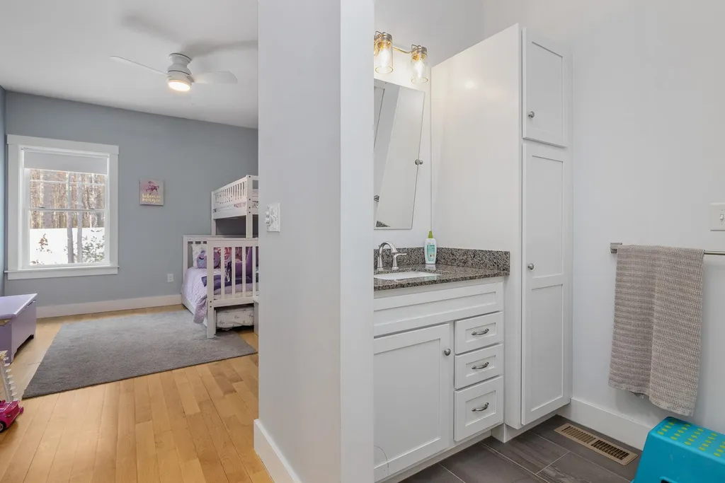 44 Labrador Drive Dover NH 03820