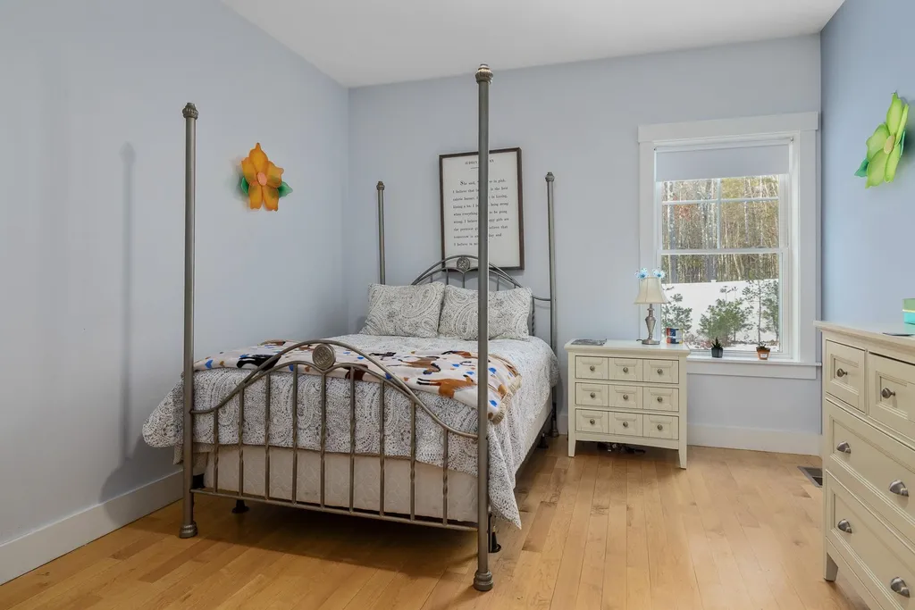 44 Labrador Drive Dover NH 03820