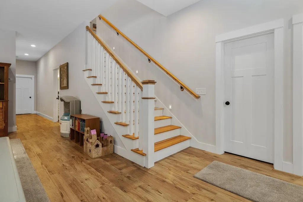 44 Labrador Drive Dover NH 03820