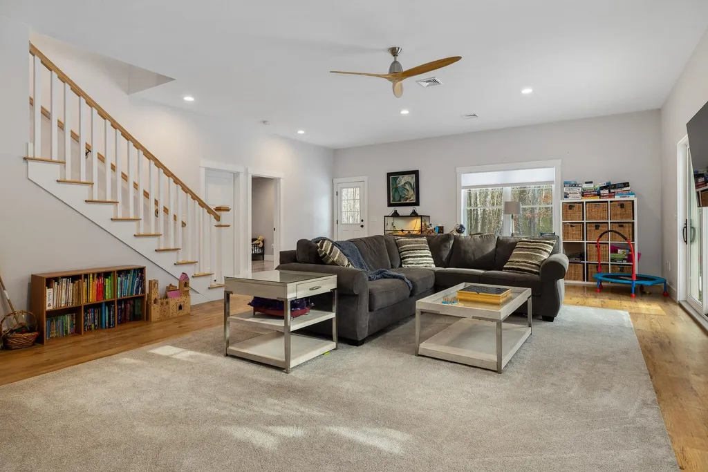 44 Labrador Drive Dover NH 03820