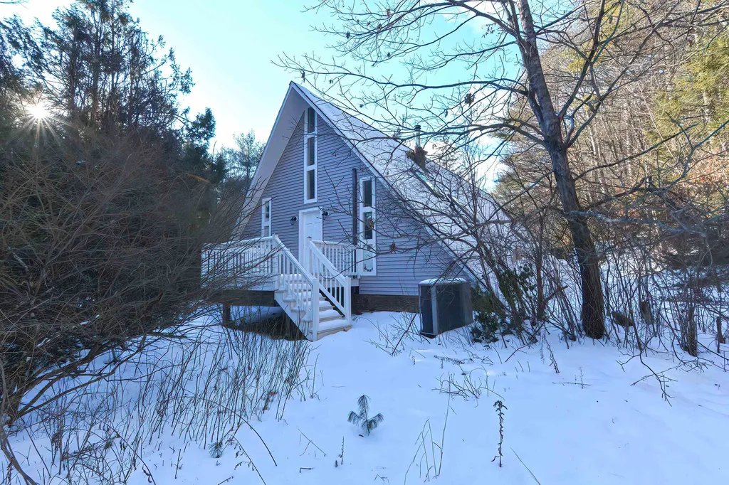 710 Old Homestead Highway Richmond NH 03470