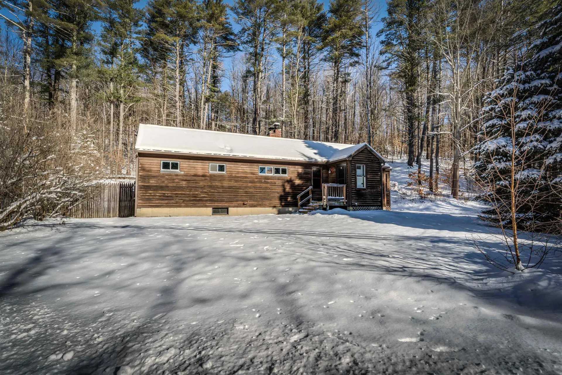 386 Dustin Tavern Road Weare NH 03281