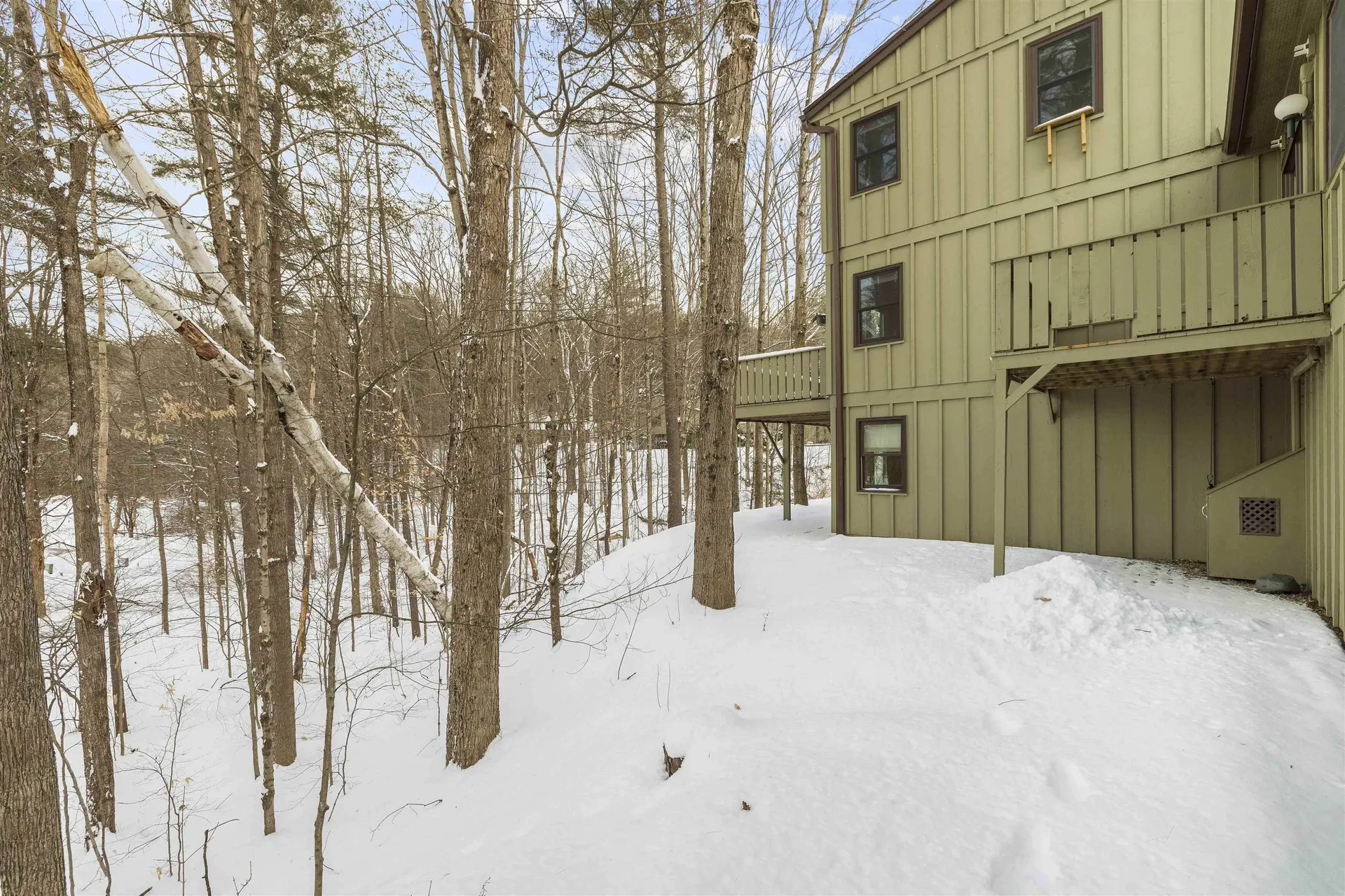 23 Pleasant Street Lebanon NH 03784
