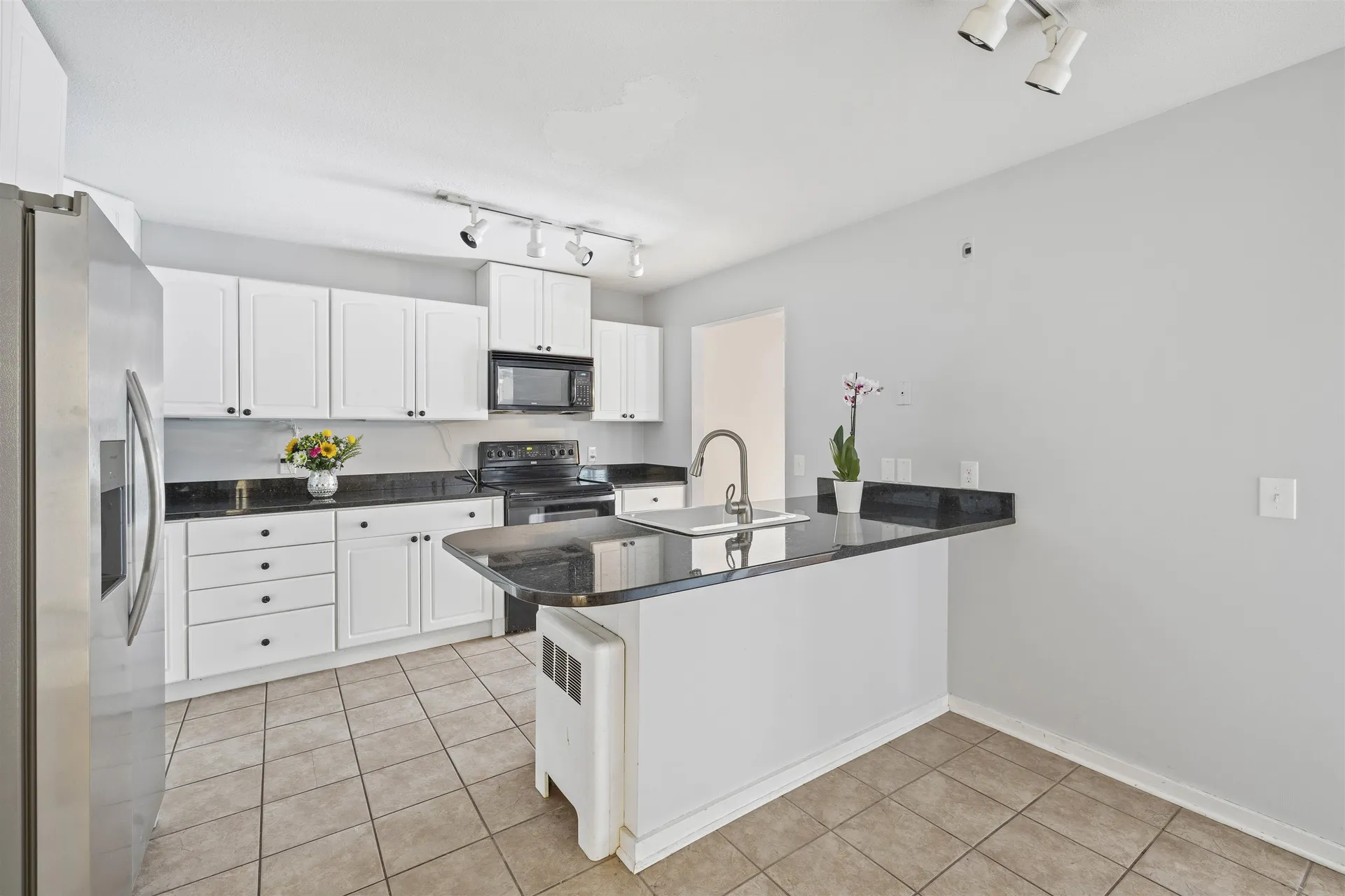 23 Pleasant Street Lebanon NH 03784
