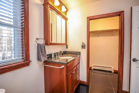93 Boulder Drive Milford NH 03055