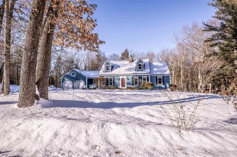 93 Boulder Drive Milford NH 03055