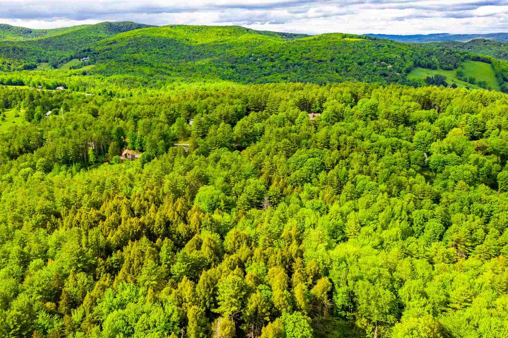 0 West Gilson Avenue Hartford VT 05047