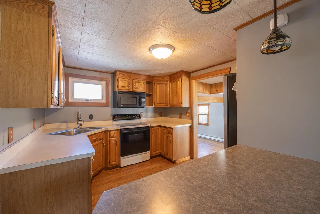 81 Washington Street Rochester NH 03867