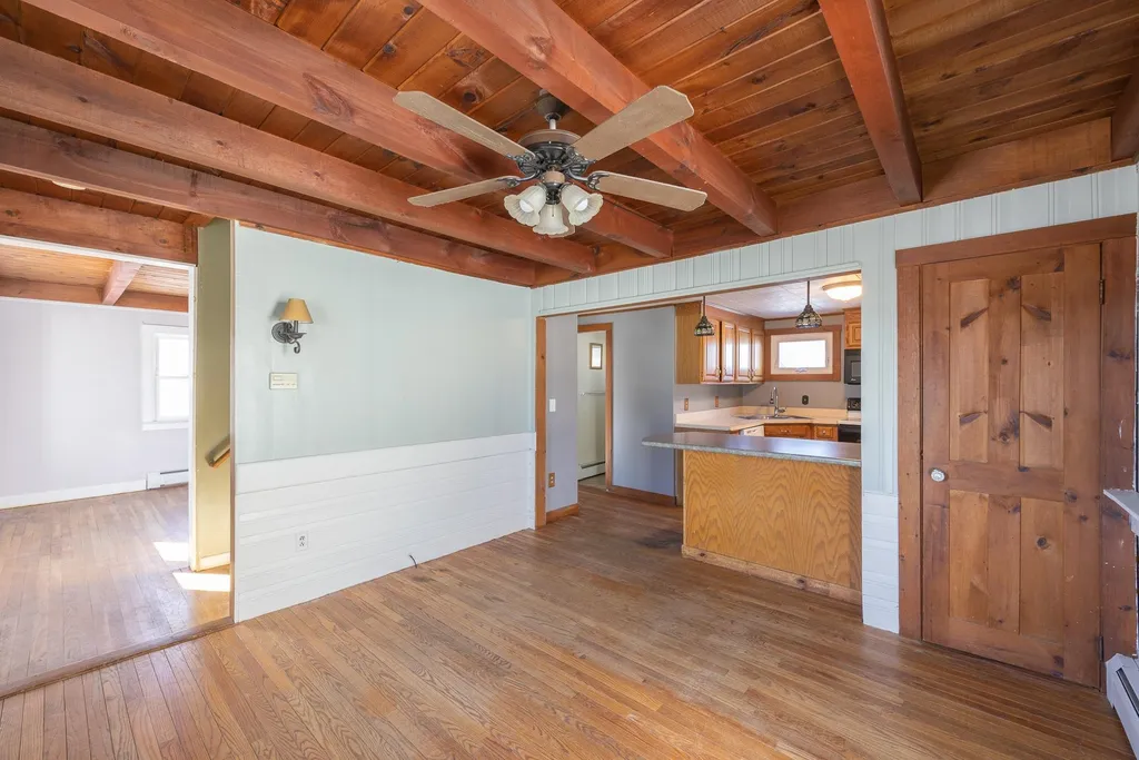 81 Washington Street Rochester NH 03867