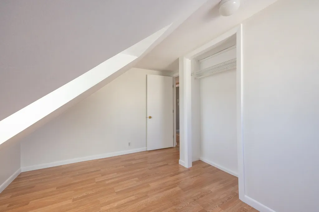 81 Washington Street Rochester NH 03867