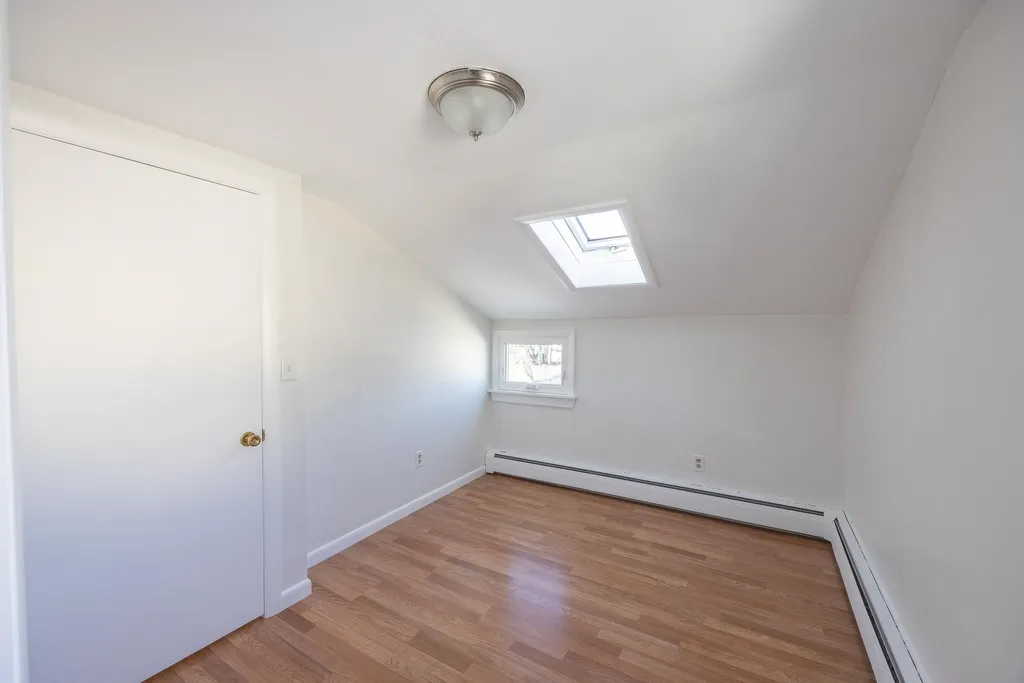 81 Washington Street Rochester NH 03867