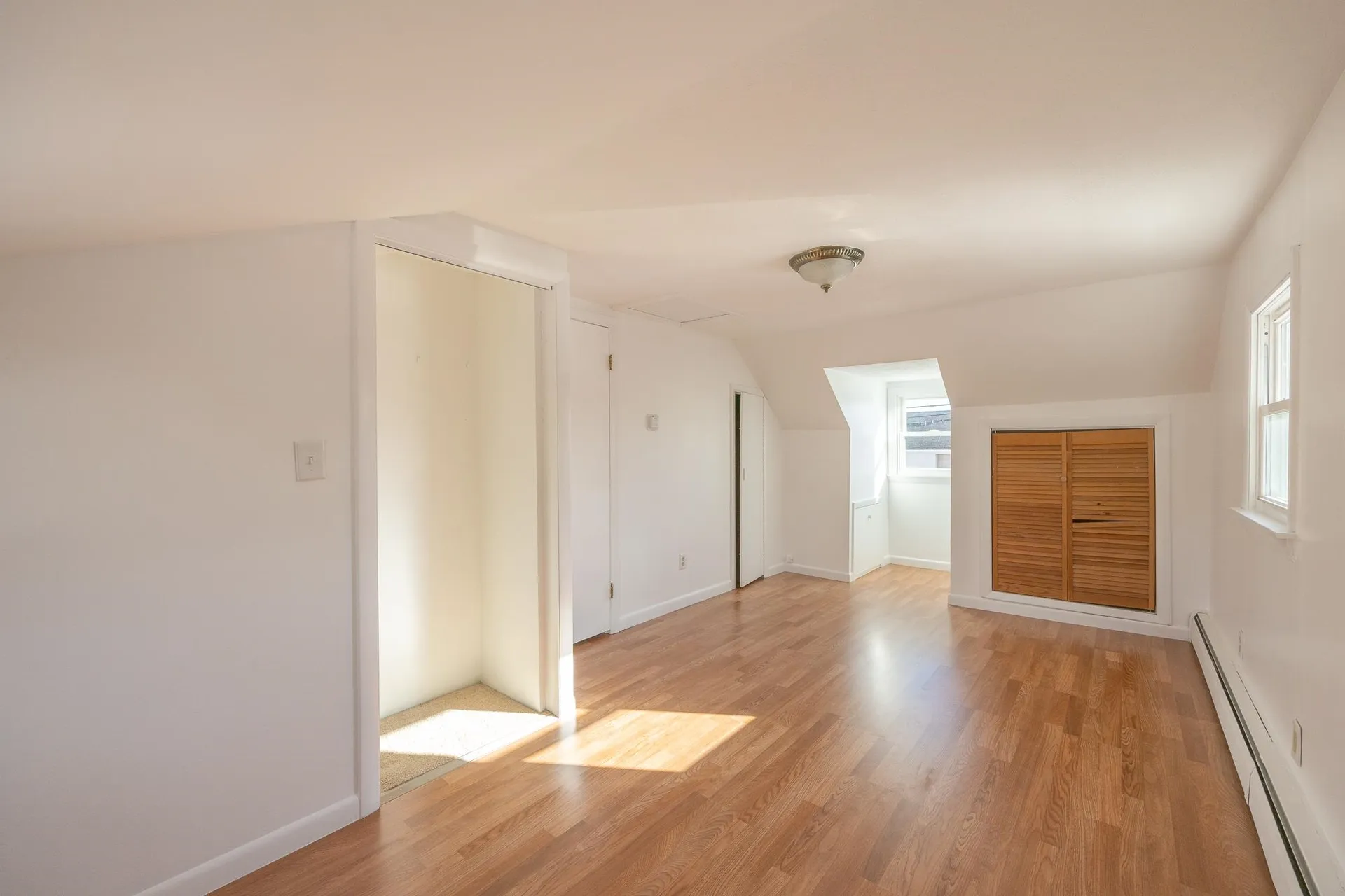 81 Washington Street Rochester NH 03867