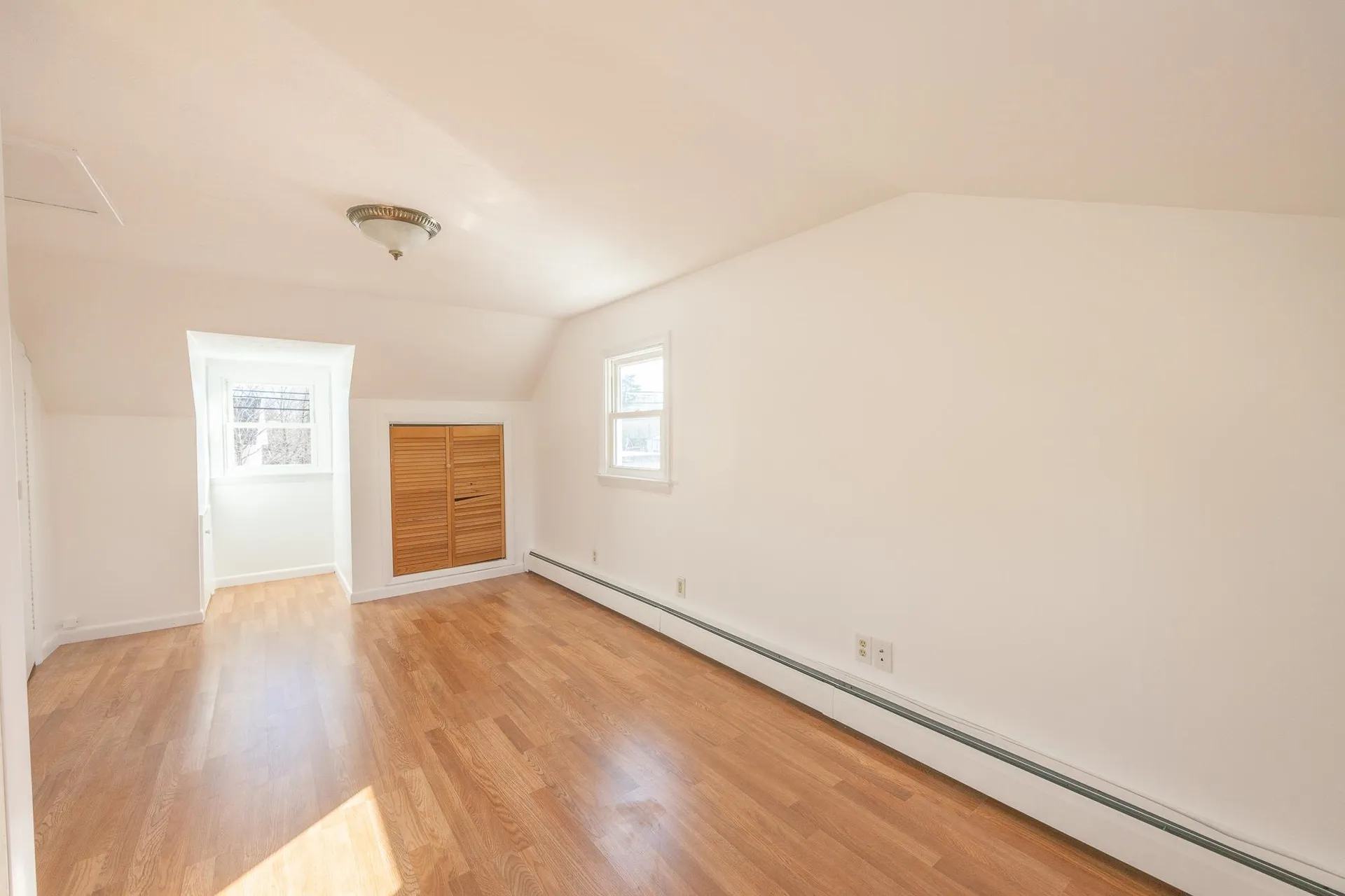 81 Washington Street Rochester NH 03867