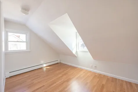 81 Washington Street Rochester NH 03867
