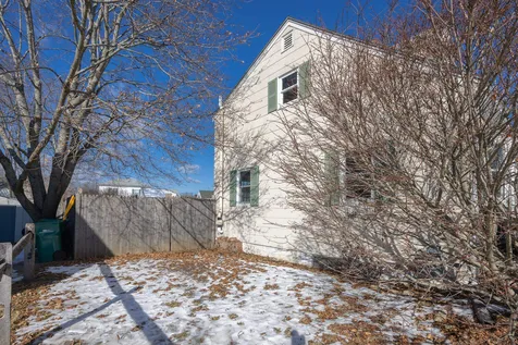 81 Washington Street Rochester NH 03867