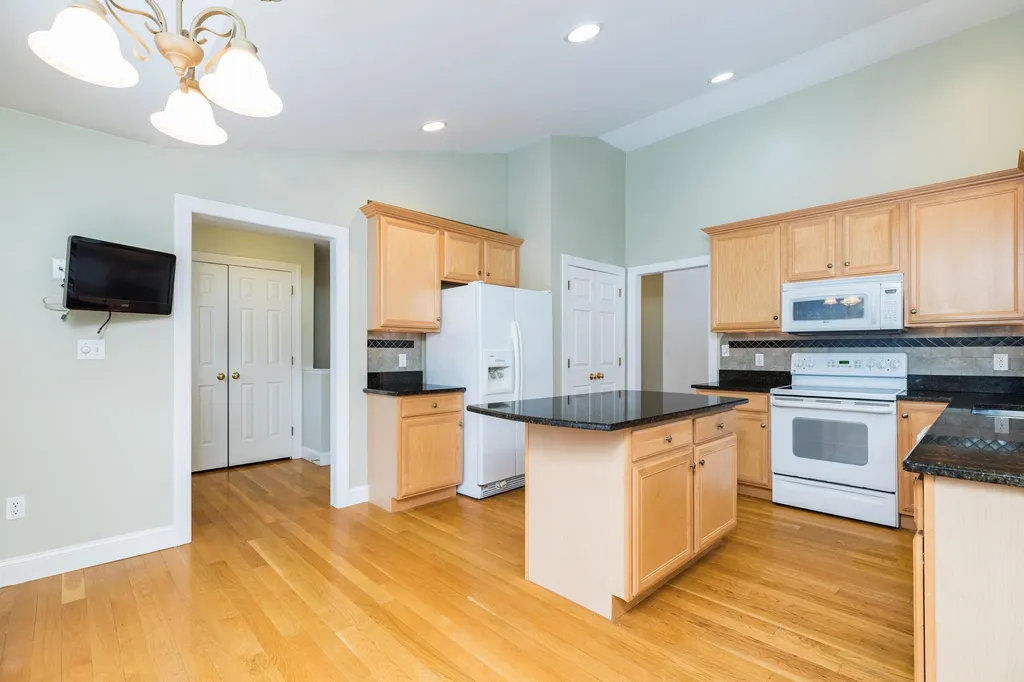44 Morrison Lane Dover NH 03820