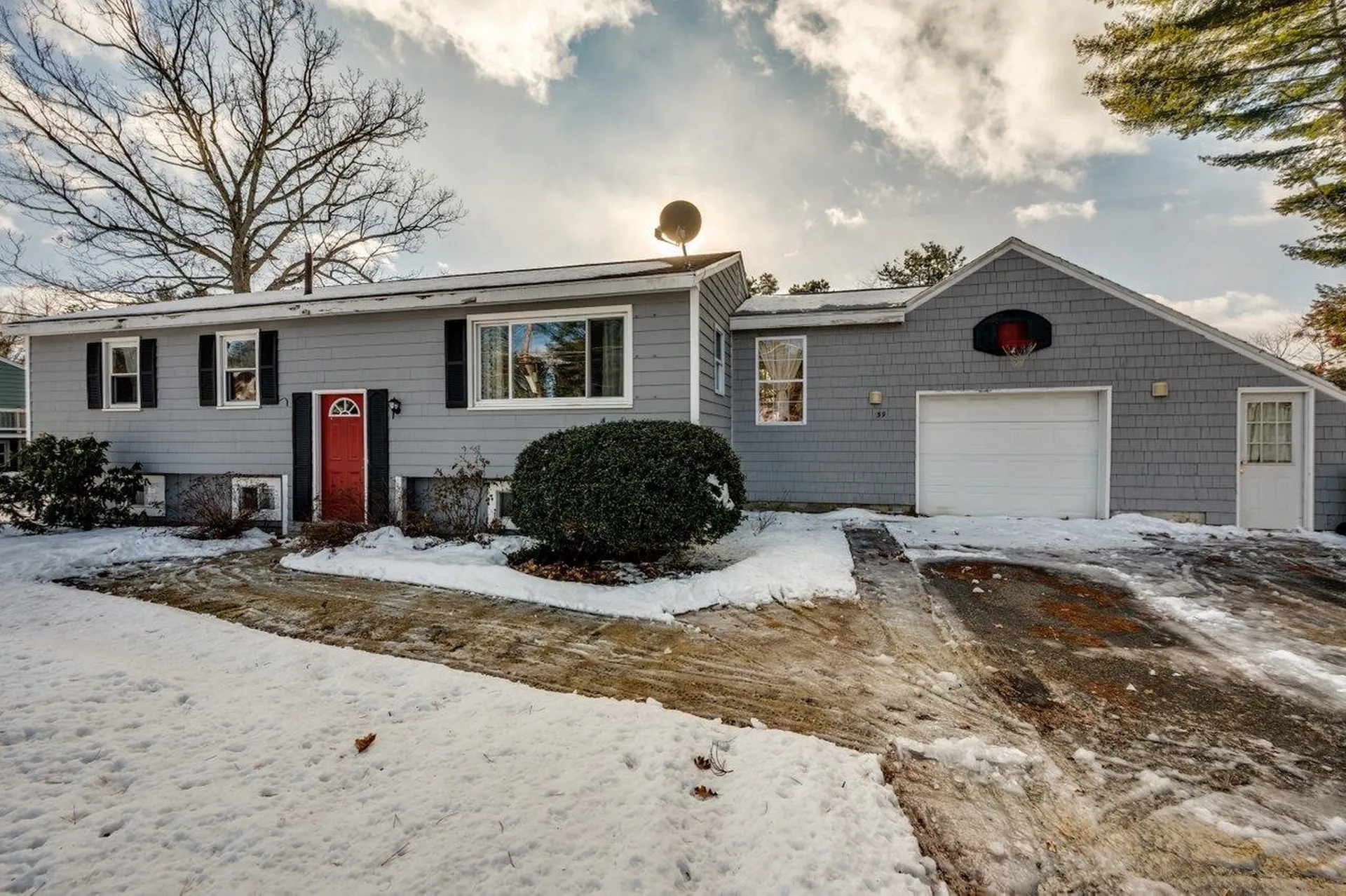 39 Salmon Falls Road Rochester NH 03868