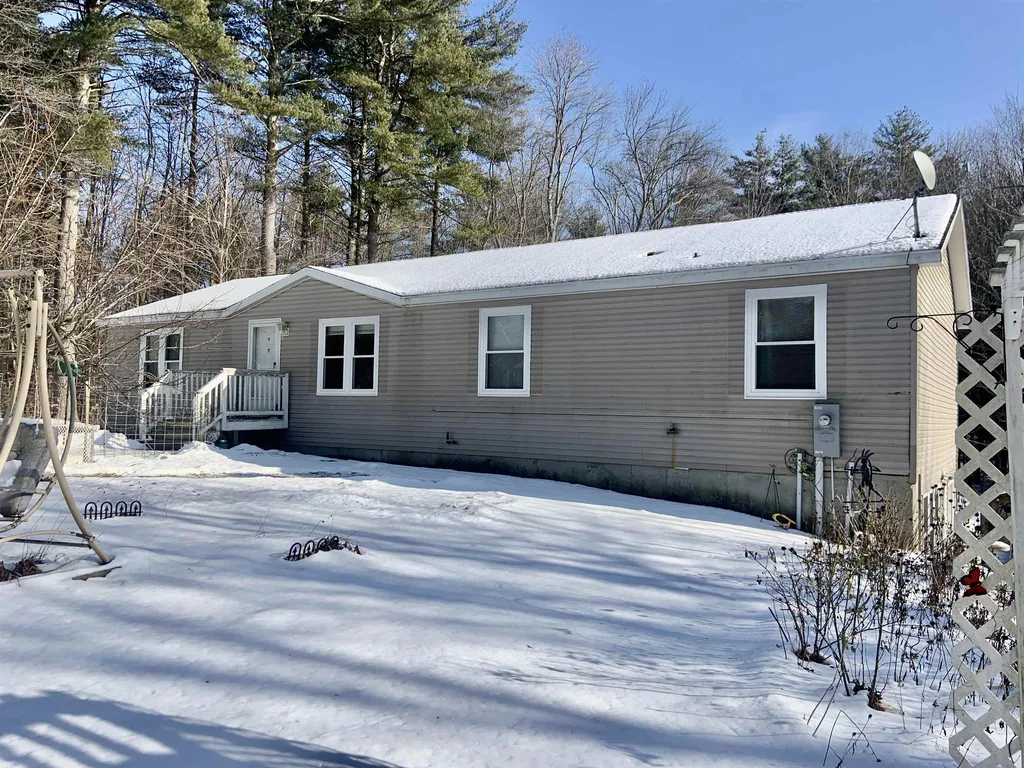 4 Bald Hill Road Raymond NH 03077