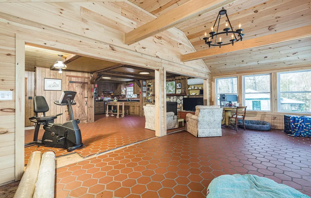 10 S Shore Road New Durham NH 03855