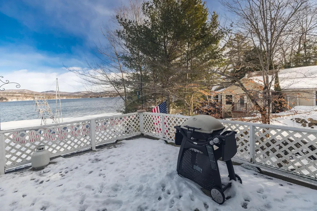 10 S Shore Road New Durham NH 03855