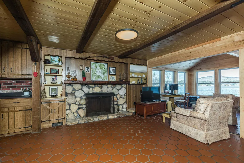 10 S Shore Road New Durham NH 03855