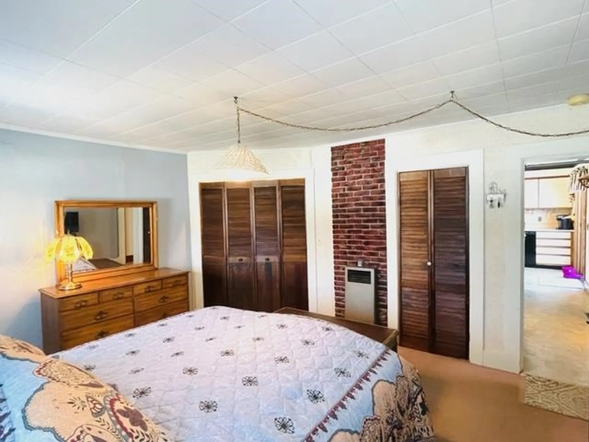 32 Main Street Raymond NH 03077