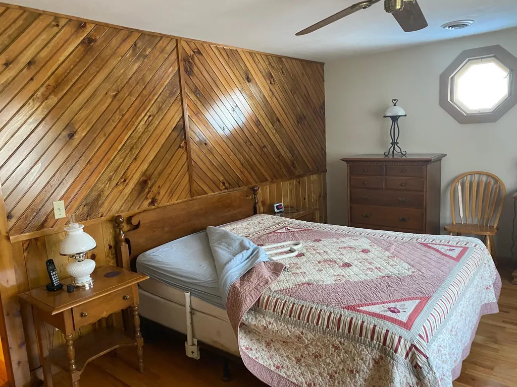 31 Harbour Road Bennington VT 05201