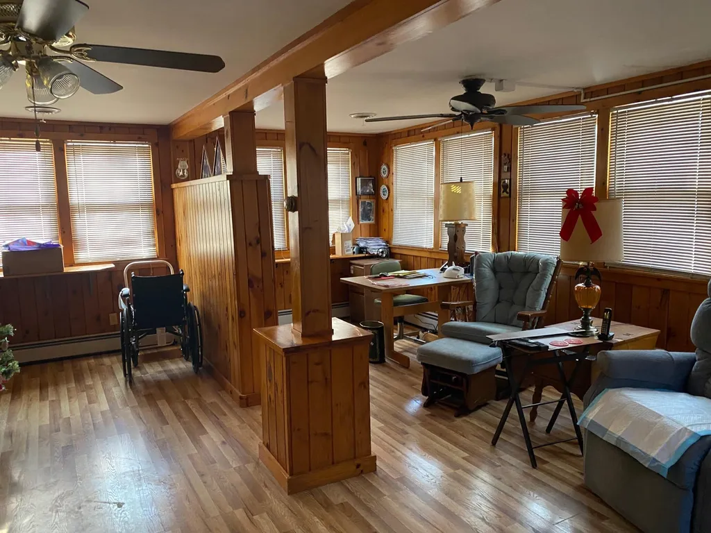 31 Harbour Road Bennington VT 05201