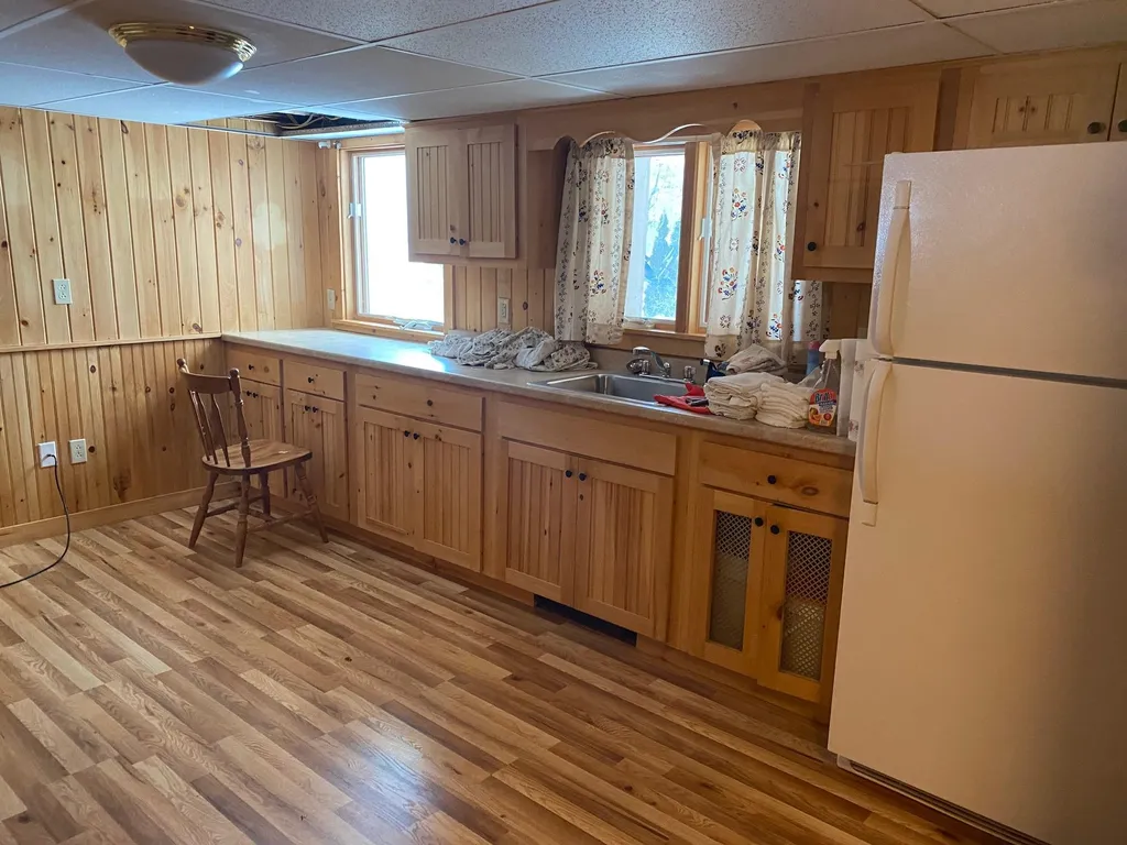 31 Harbour Road Bennington VT 05201
