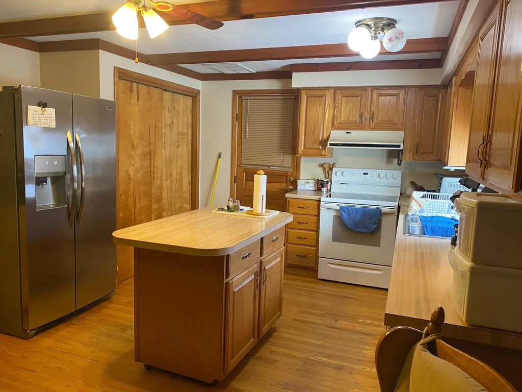 31 Harbour Road Bennington VT 05201