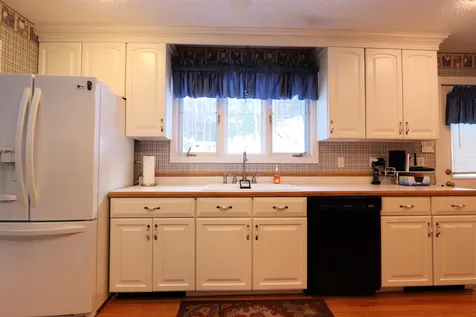 172 Lawrence Circle St. Johnsbury VT 05819