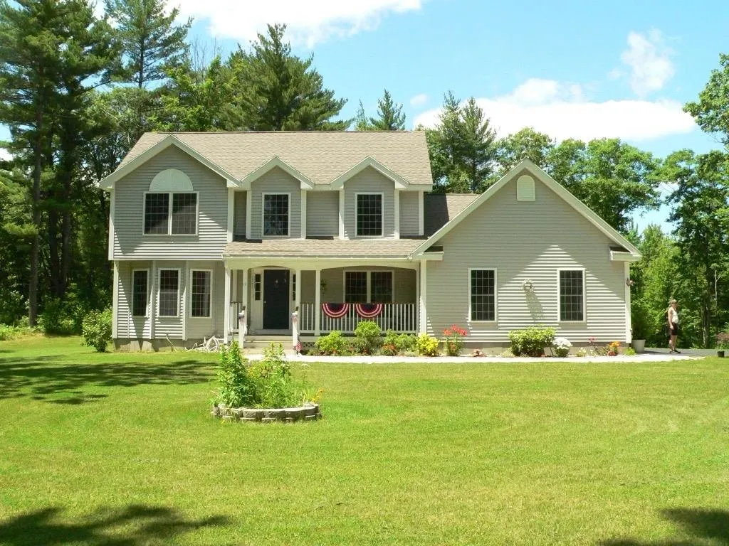 19 Connemara Drive Chichester NH 03258