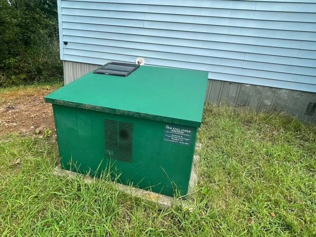 9 Agent Road Raymond NH 03077