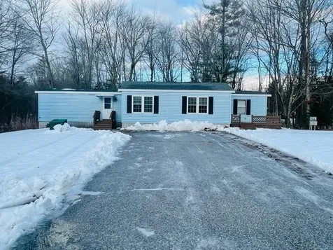 9 Agent Road Raymond NH 03077