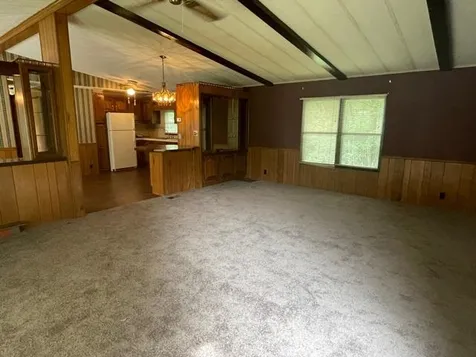 9 Agent Road Raymond NH 03077