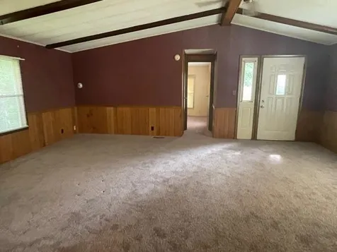 9 Agent Road Raymond NH 03077