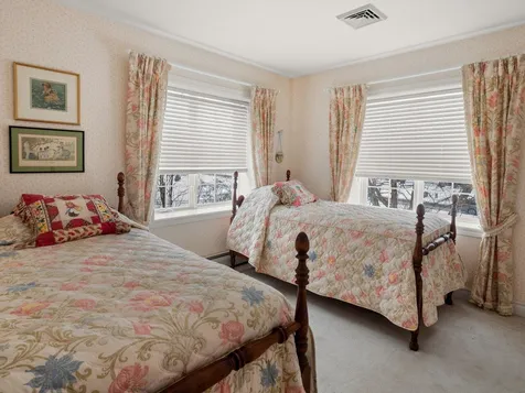 538 Ledgewood Drive Williston VT 05495