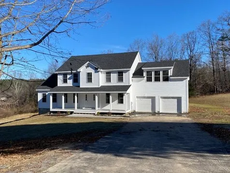 14 Pinecrest Drive Bedford NH 03110