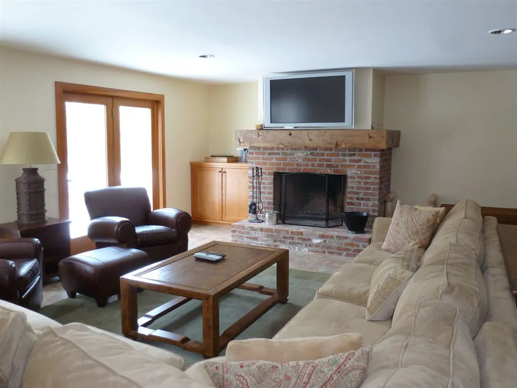109 Meadow Lane Warren VT 05674