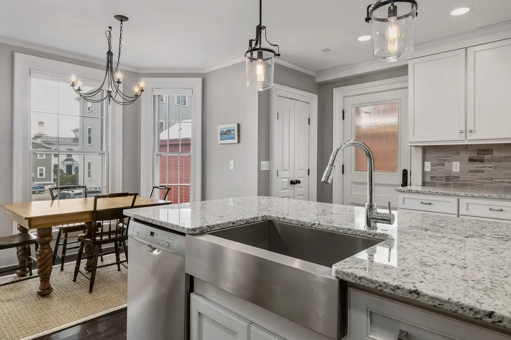 402 State Street Portsmouth NH 03801