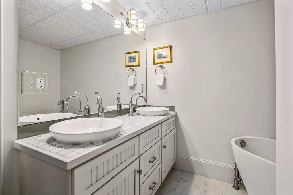 402 State Street Portsmouth NH 03801