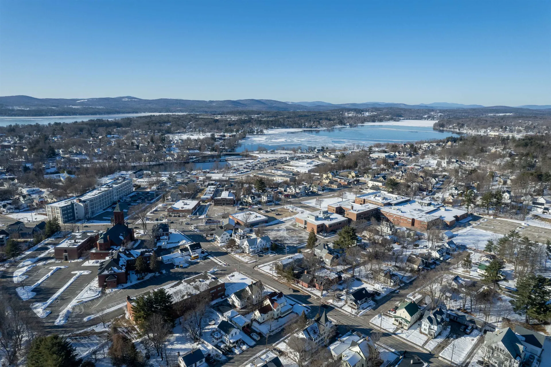 5 Dewey Street Laconia NH 03246