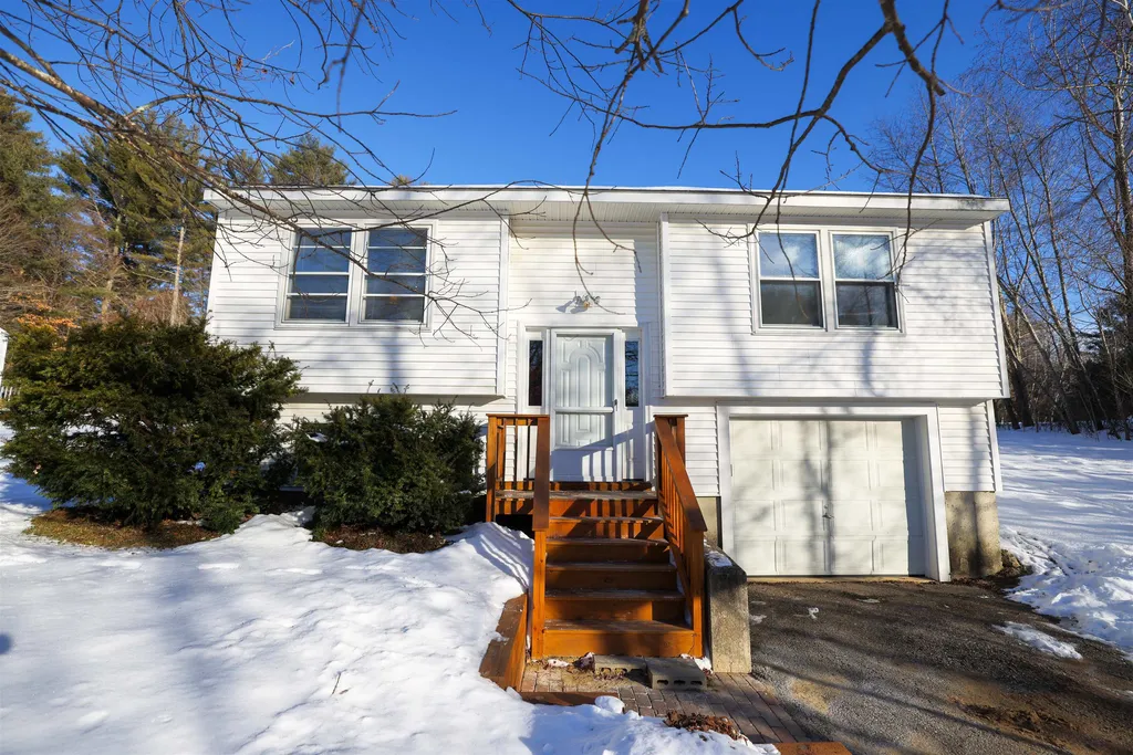 18 Glenridge Road Belmont NH 03220