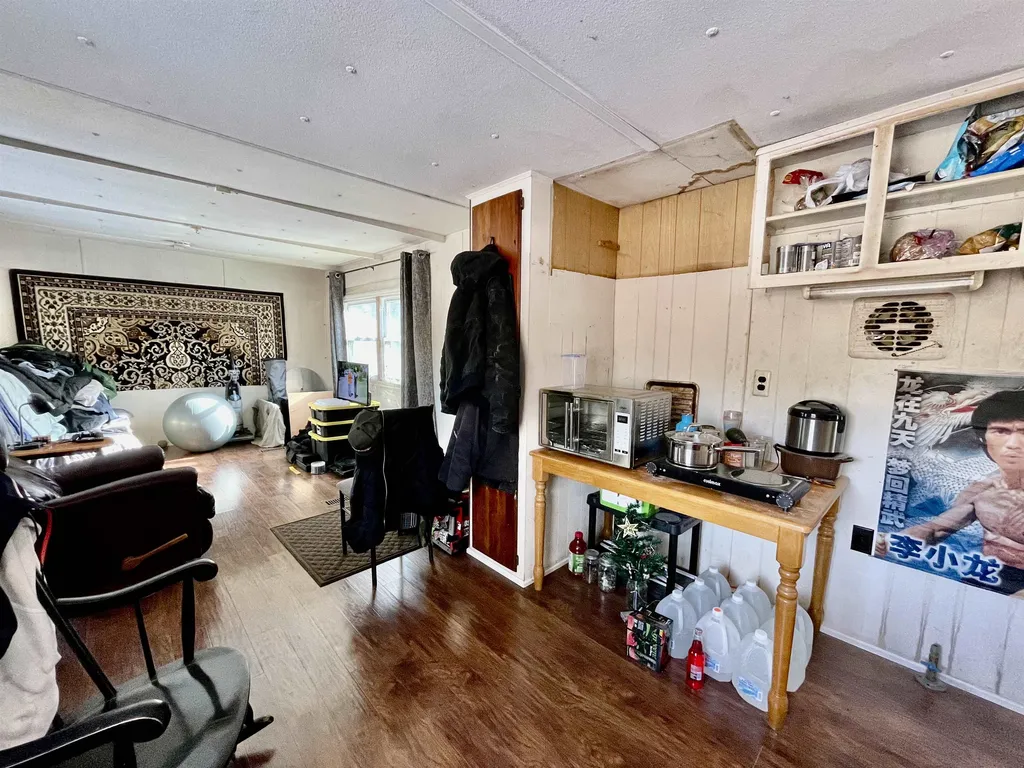 23 Cheryl Street Nashua NH 03062
