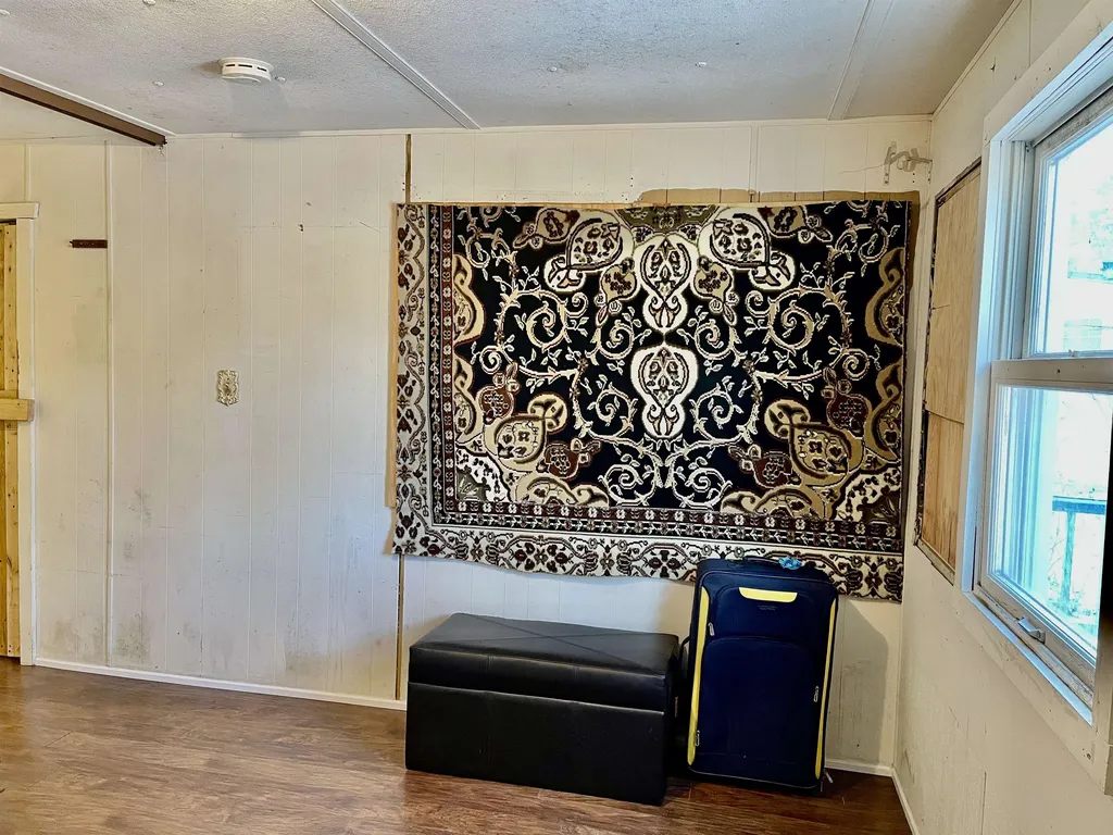 23 Cheryl Street Nashua NH 03062