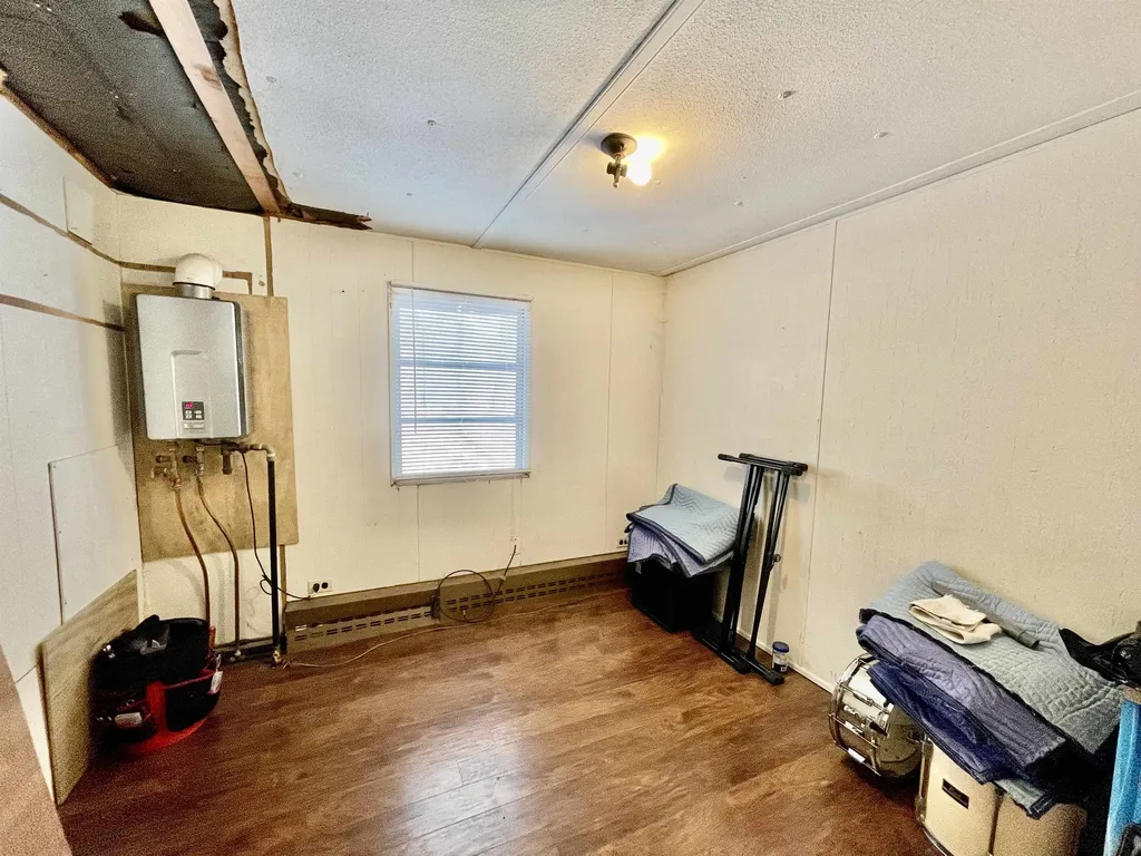 23 Cheryl Street Nashua NH 03062