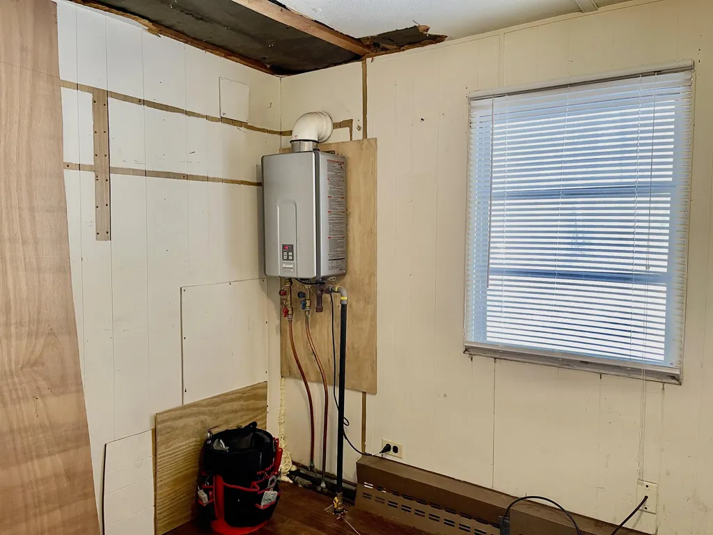 23 Cheryl Street Nashua NH 03062