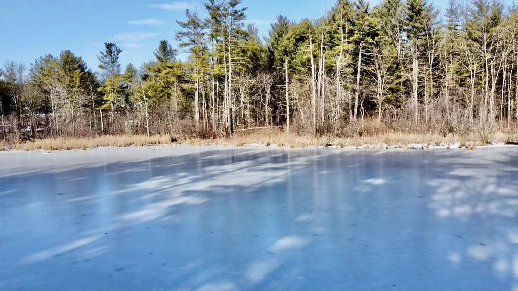23 Cheryl Street Nashua NH 03062