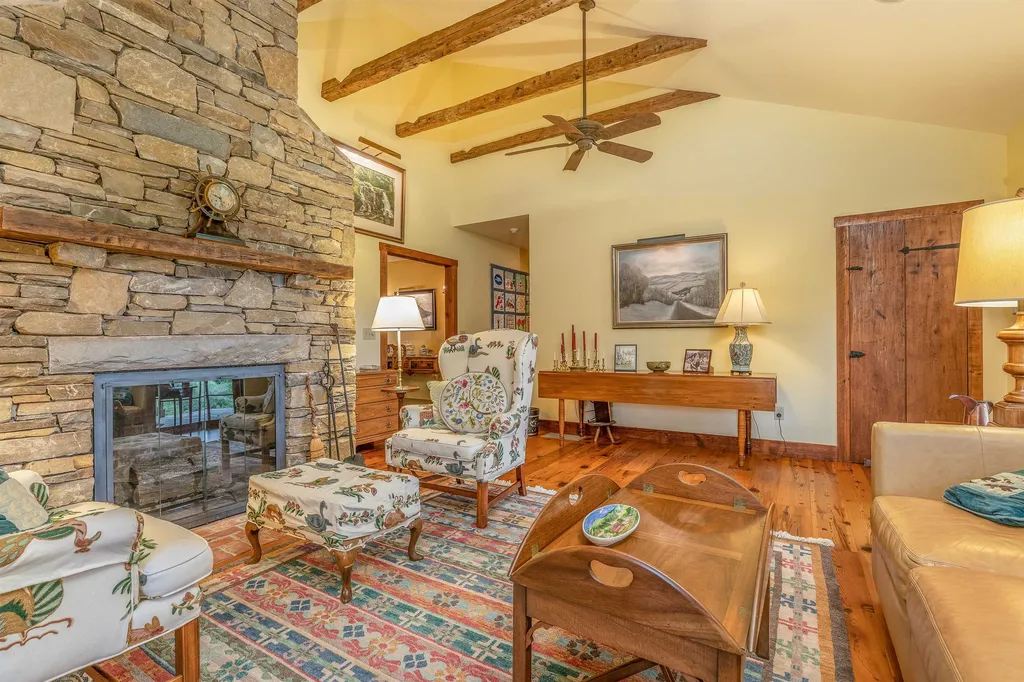589 College Hill Road Woodstock VT 05091